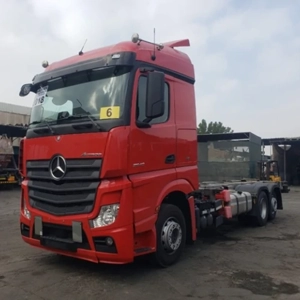 uae/images/productimages/khalfan-truck-trading/heavy-haul-truck/mercedes-actros-truck-chassis-6-2018-6-2.webp