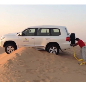 uae/images/productimages/malik-car-towing-&-repair-company/vehicle-towing-service/desert-pull-out.webp